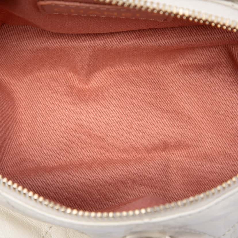 Chanel Quilted Calfskin Midnight Swim Baluchon Bag White Leather Very good condition - Model View