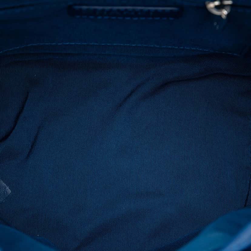 Chanel Small Chevron Calfskin Urban Spirit Backpack Blue Leather Very good condition - Model View