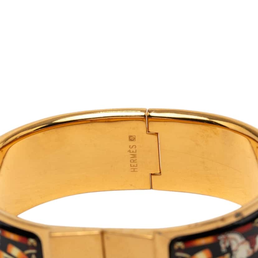 Hermès Wide Enamel Equestrian Loquet Bracelet GM Black Very good condition - Model View