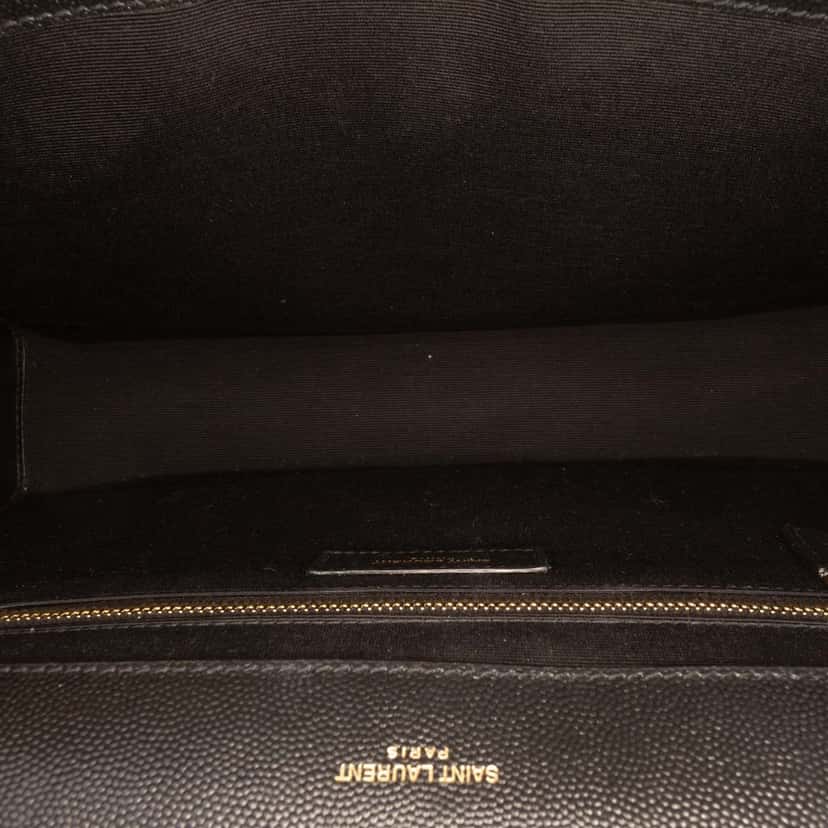 Saint Laurent Large Chevron Grain de Poudre Monogram Envelope Bag Black Leather Very good condition - Model View
