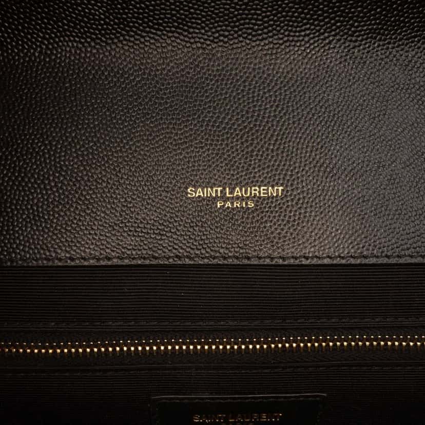 Saint Laurent Large Chevron Grain de Poudre Monogram Envelope Bag Black Leather Very good condition - Box View
