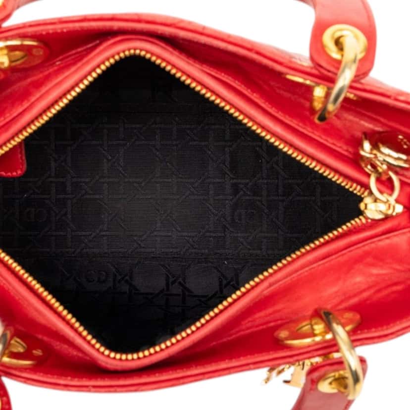 Dior Medium Lambskin Cannage Lady Dior Red Leather Very good condition - Model View