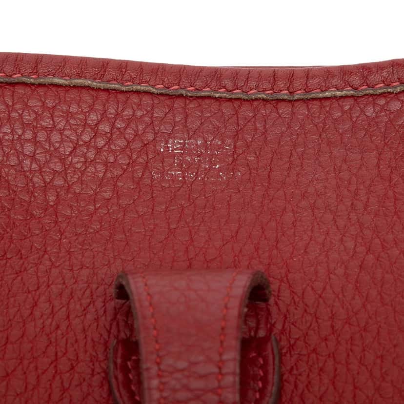 Hermès Clemence Evelyne II PM Red Leather Very good condition - Box View