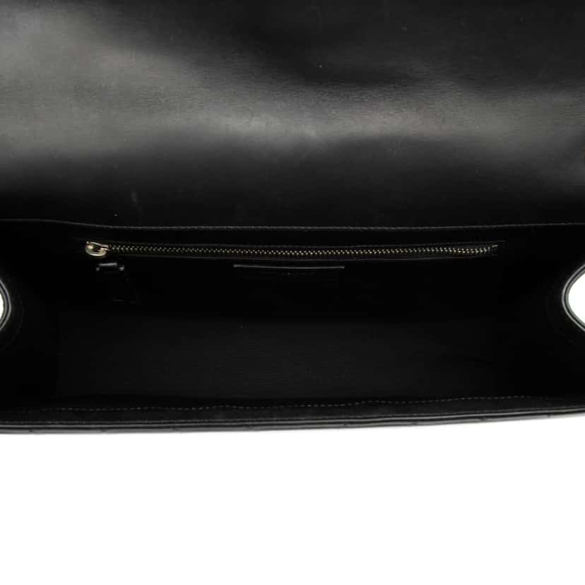 Saint Laurent Large Calfskin Chevron Monogram Envelope Bag Black Leather Very good condition - Model View