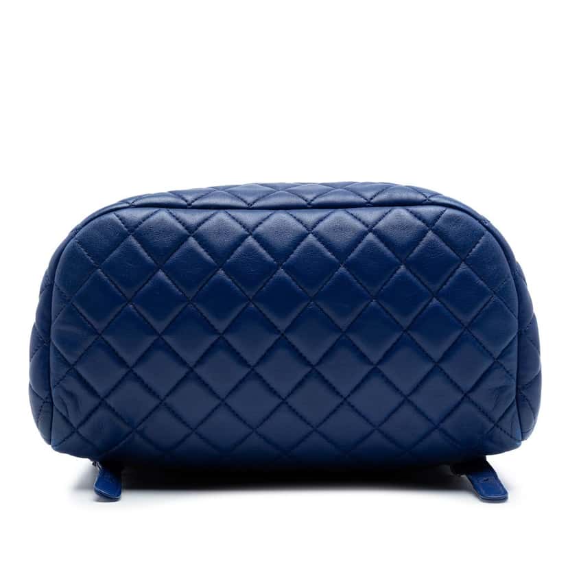 Chanel Large Quilted Lambskin Urban Spirit Backpack Blue Leather Very good condition - Inside View