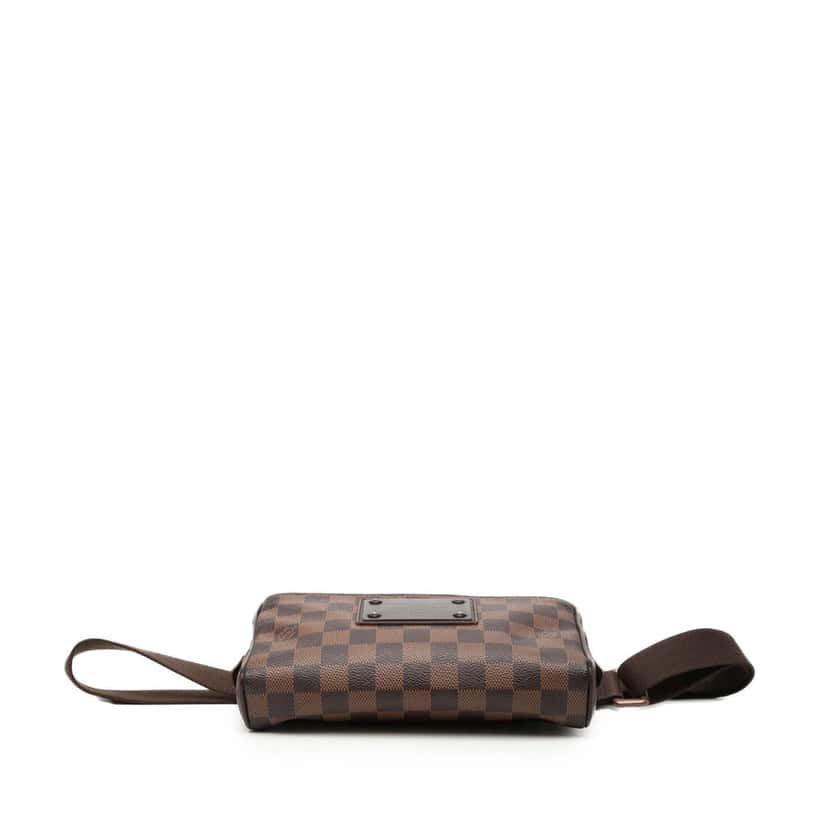 Louis Vuitton Damier Ebene Brooklyn Bum Bag Brown Good condition - Model View