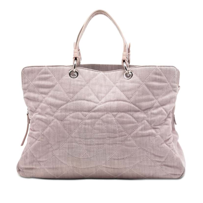 Chanel Large CC Quilted Denim Tote Pink Very good condition - Front View