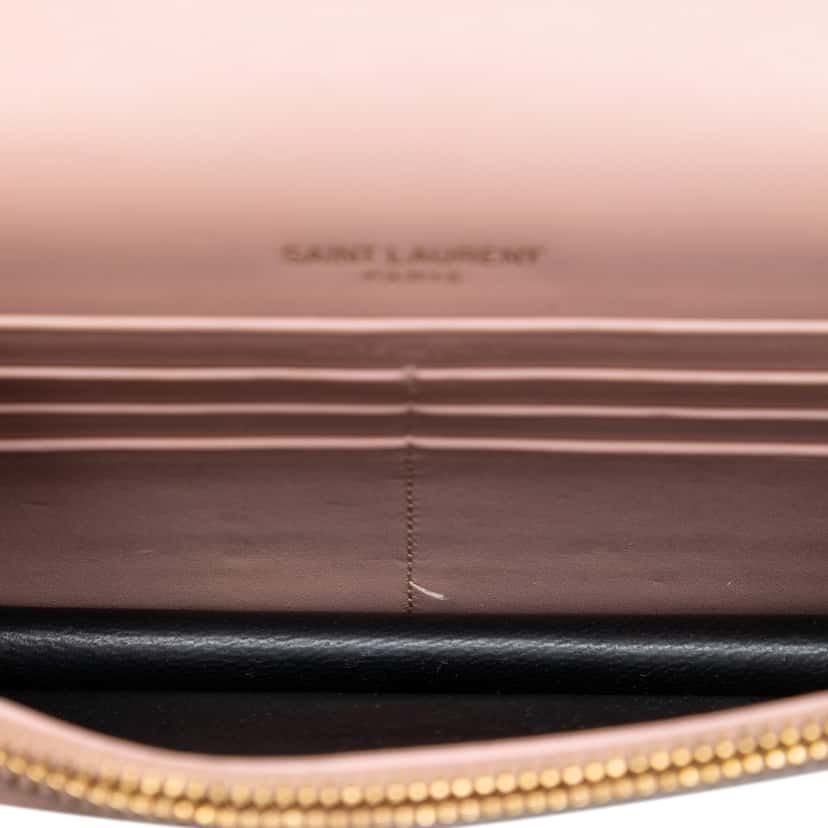 Saint Laurent Smooth Calfskin Monogram Kate Tassel Wallet on Chain Pink Leather Very good condition - Model View