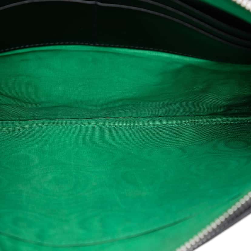 Gucci Quilted Leather G Rhombus Zip Clutch Black Leather Very good condition - Model View