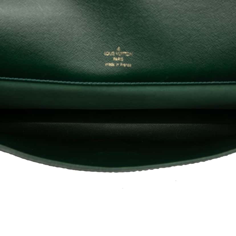 Louis Vuitton Taiga Serviette Kourad Briefcase Green Leather Very good condition - Model View
