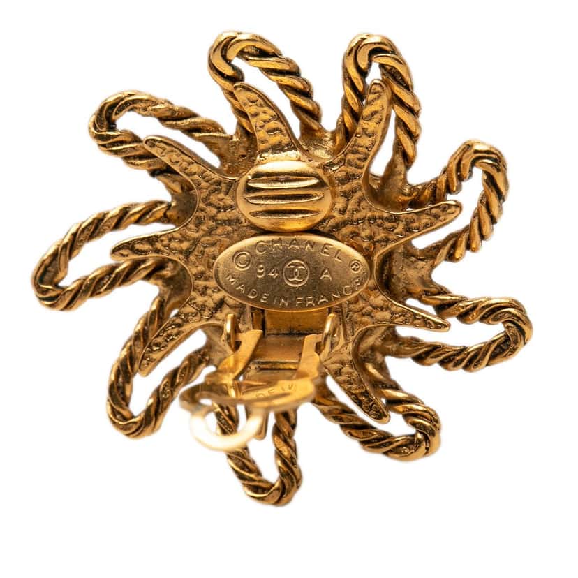 Chanel CC Gold Plated Sun Clip On Earrings Gold Metal Very good condition - Inside View