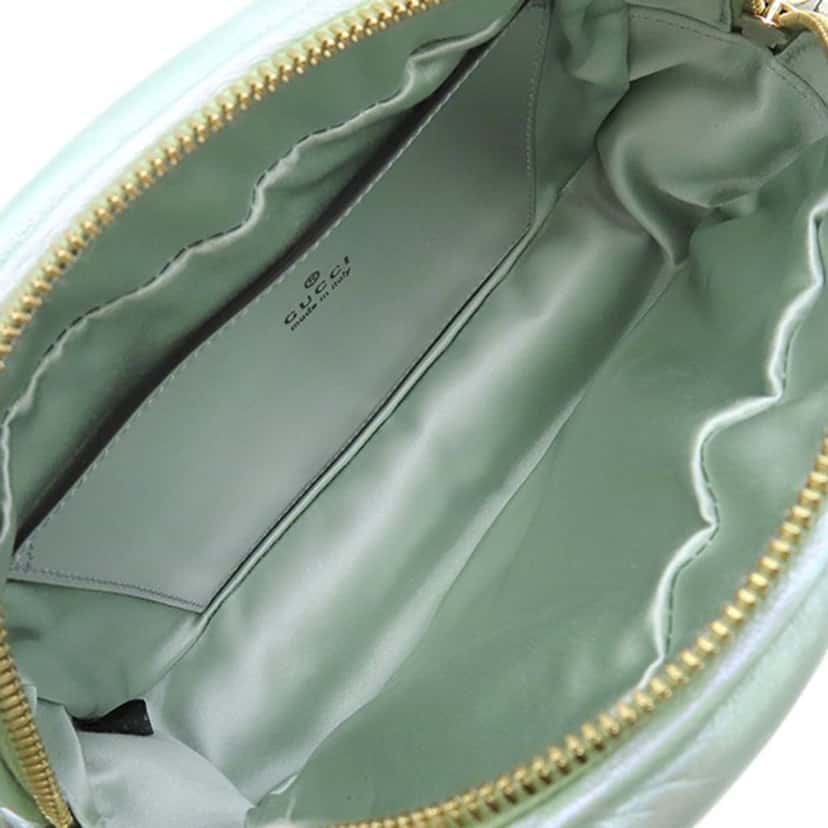 Gucci Small GG Marmont Matelasse Iridescent Nappa Crossbody Green Leather Very good condition - Model View