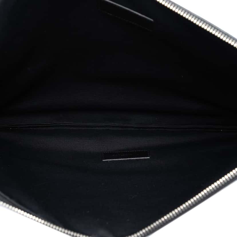 Saint Laurent Grain De Poudre Zip Document Holder Black Leather Very good condition - Model View