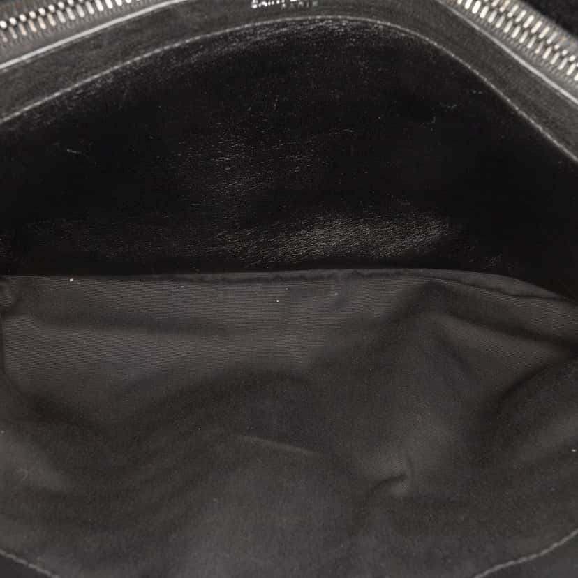 Saint Laurent Large Sheepskin Chevron Monogram Monochrome College Bag Black Leather Very good condition - Model View