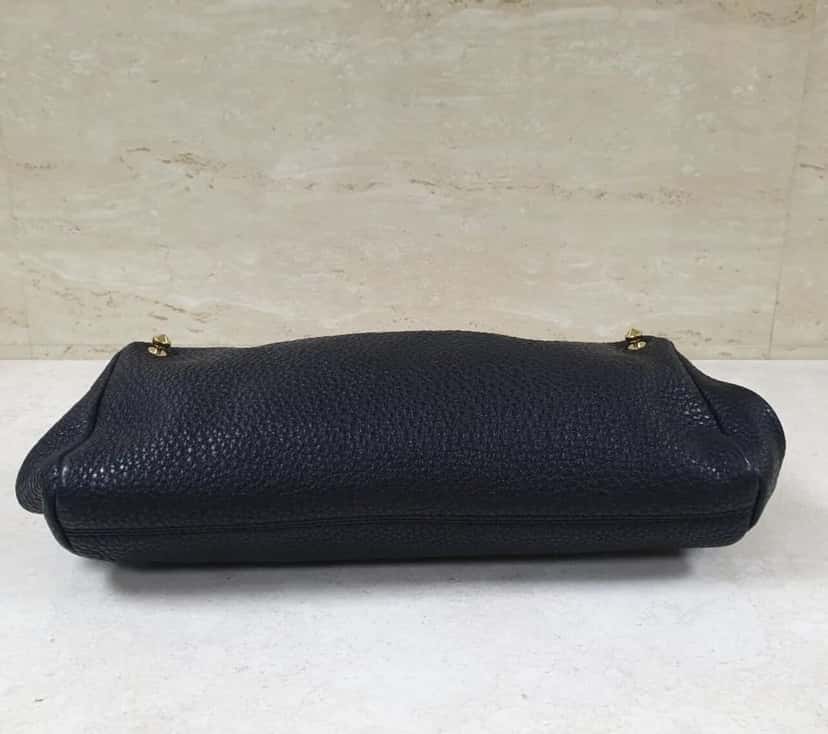 Fendi Fendi Black Leather Walnut Wood Handle Clutch Bag Pre-Owned Black Leather Good condition - Model View