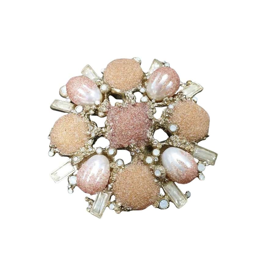 CHANEL CHANEL 12P Artificial pearl Brooch Pre-Owned Orange Good condition - Front View