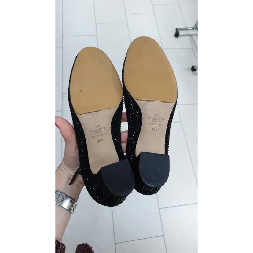 valentino Valentino Garavani D’Orsay Black Suede Rhinstone Pumps Heels Sz.38.5 Pre owned Black Suede Good condition - Model View