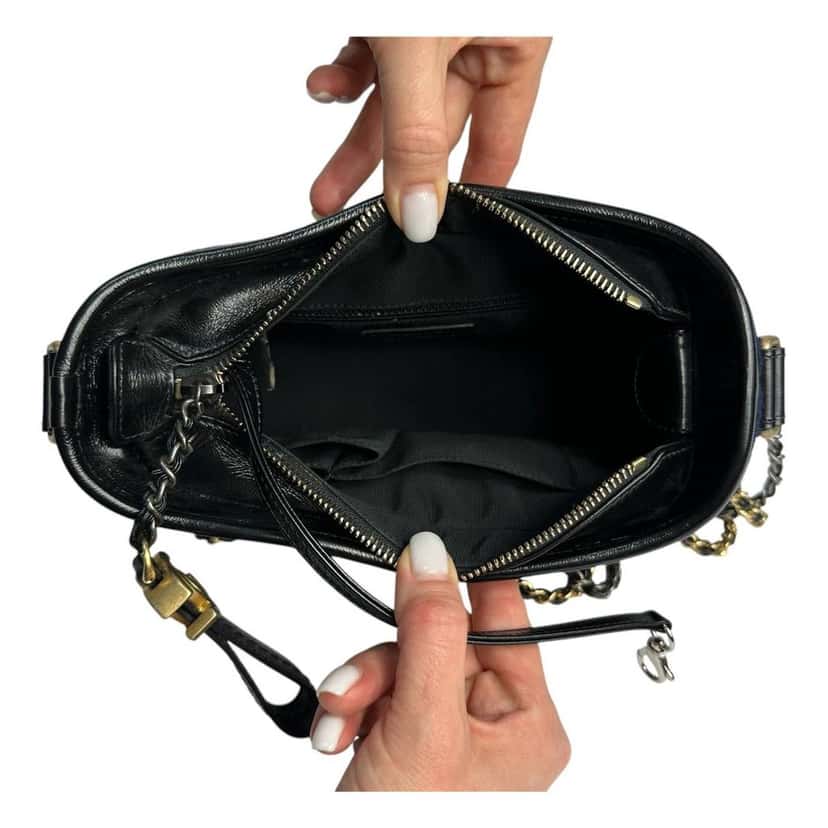 Chanel Chanel Paris-Hamburg Navy Blue Textille Embroidery Gabrielle Bag Navy Leather Good condition - Model View