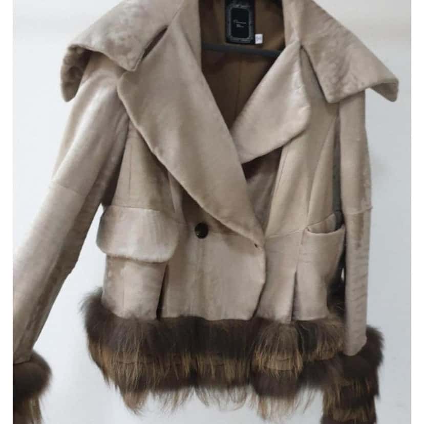 Christian Dior Christian Dior Beige Leather Faux Fox Trimmed Jacket Sz.36 Pre-owned Beige Leather Good condition - Inside View