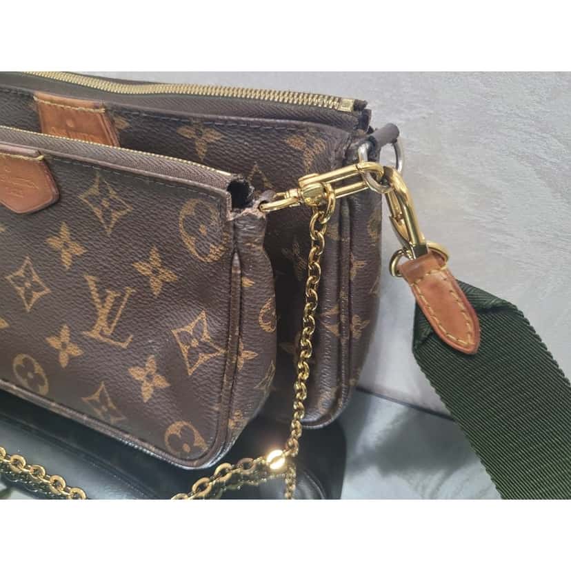 Louis Vuitton Louis Vuitton Multi Pochette Accessoires Crossbody Bag pre-owned Other Good condition - Model View