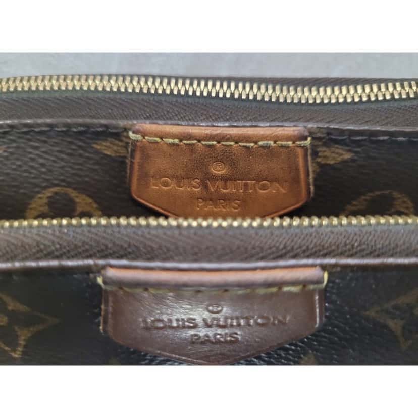 Louis Vuitton Louis Vuitton Multi Pochette Accessoires Crossbody Bag pre-owned Other Good condition - Box View