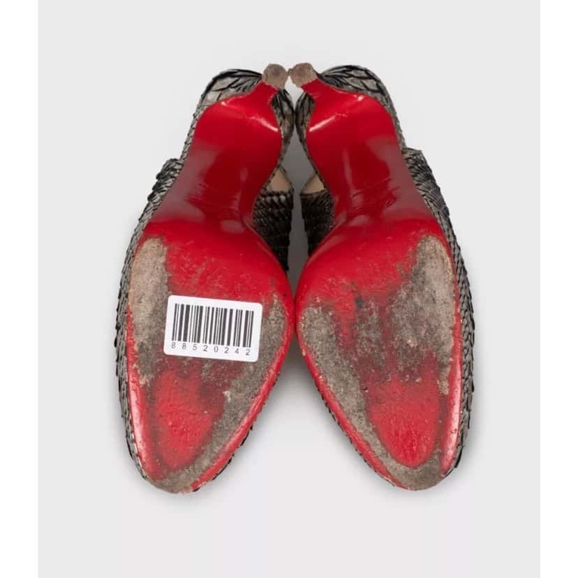 Christian Louboutin Christian Louboutin Silver lambskin Slingback Heels 37 Pre-owned Silver Leather Good condition - Box View