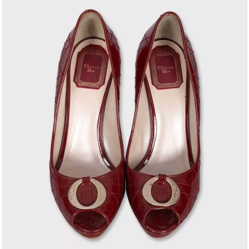 Christian Dior Christian Dior Red Patent Leather Heels - Size 38 pre-owned Red Leather Good condition - Back View