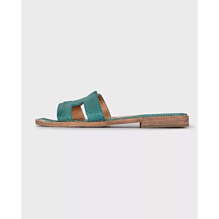 Hermès Hermès Oran Green Lizard Prinr Lambskin Leather Sandals - Size 37 Pre-owned Green Leather Good condition - Back View