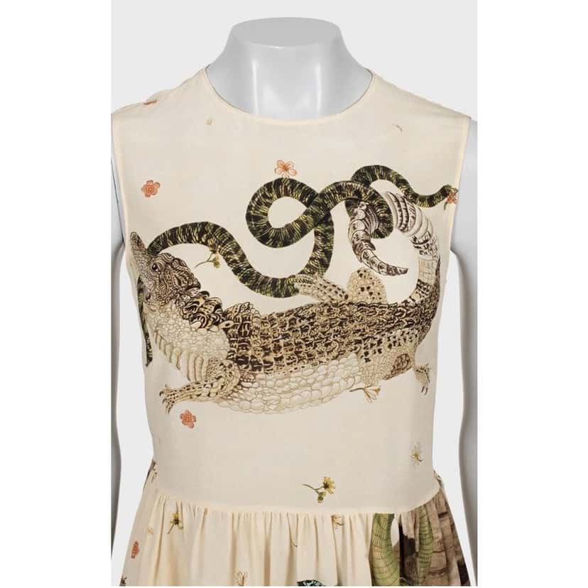 Valentino Red Valentino Beige Silk Dress with Tulle - Size L (IT44) Pre-owned Beige Silk Good condition - Model View