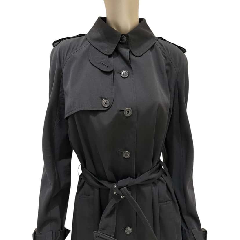 Christian Dior Christian Dior Black Cotton Trench Coat - Size 44 pre-owned Black Cotton Good condition - Model View
