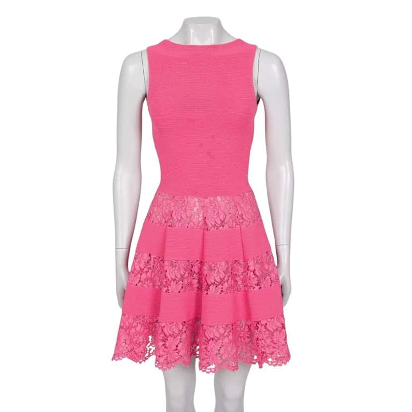 valentino Valentino Pink Lace Detail Dress - Size XS Pre-owned Pink Lace Good condition - Front View