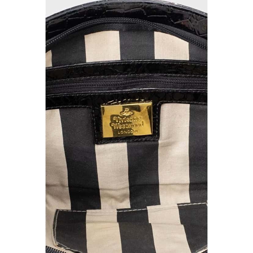 Vivienne Westwood Vivienne Westwood Black Leather Strap Clutch Bag Pre-owned Black Leather Good condition - Model View