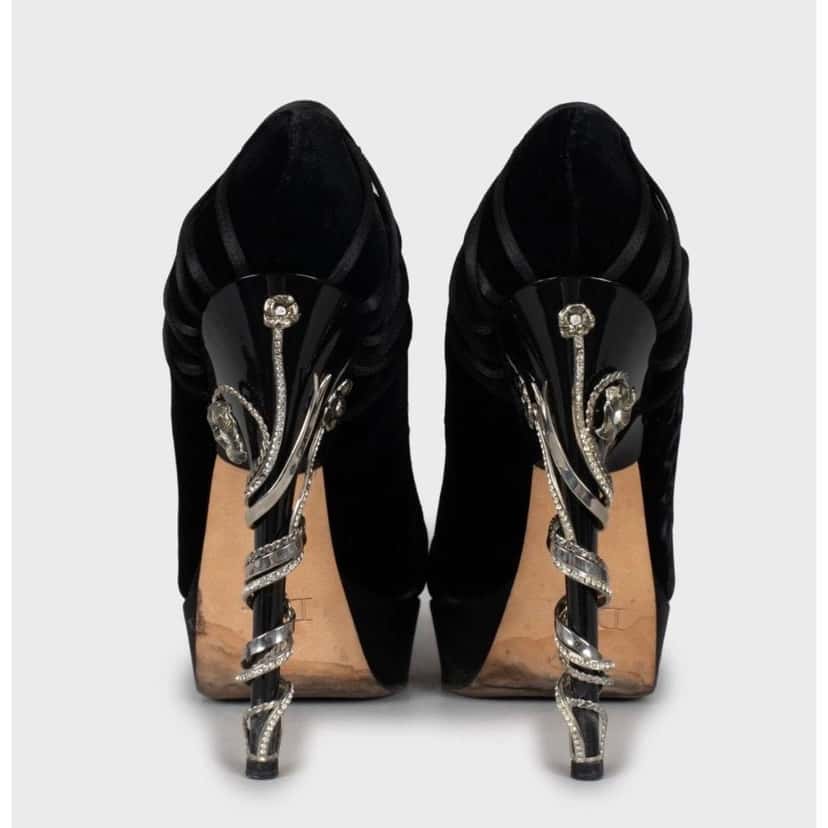 Christian Dior Christian Dior Woven Textile Wedge Heels, Size 38 Pre-owned Black Leather Good condition - Model View