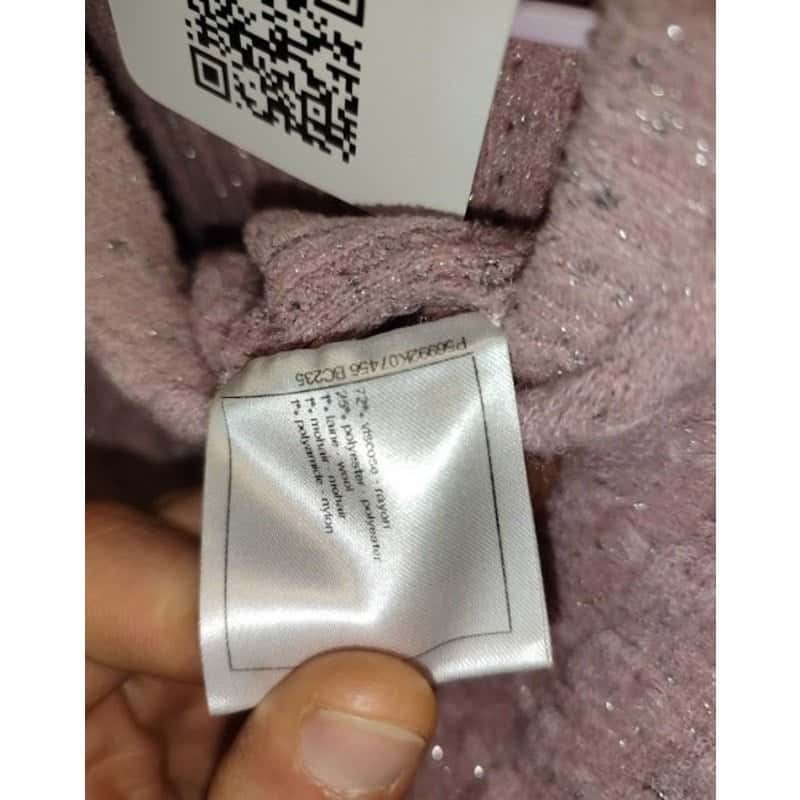 Chanel Chanel Pink Knit  Accent Buttons Sweater Sz. FR42/XL Pre-owned Pink Good condition - Box View