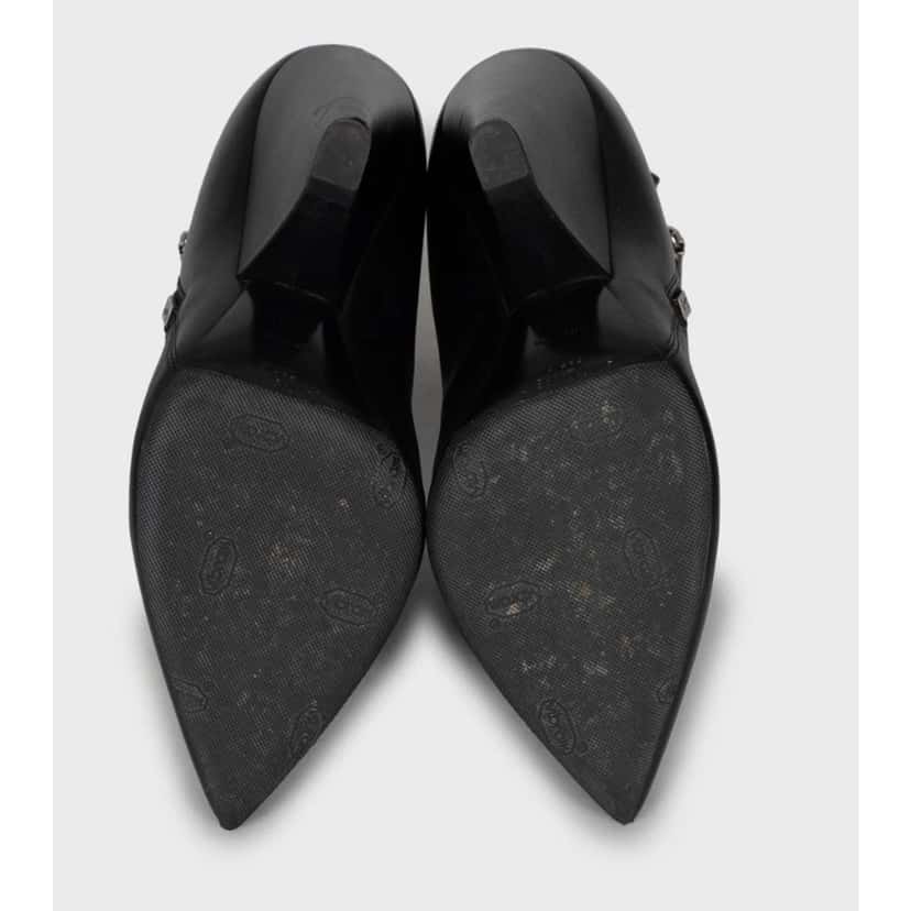 Saint Laurent Saint Laurent Niki Leather Wedge Boots - Size 38.5 pre-owned Black Leather Good condition - Box View