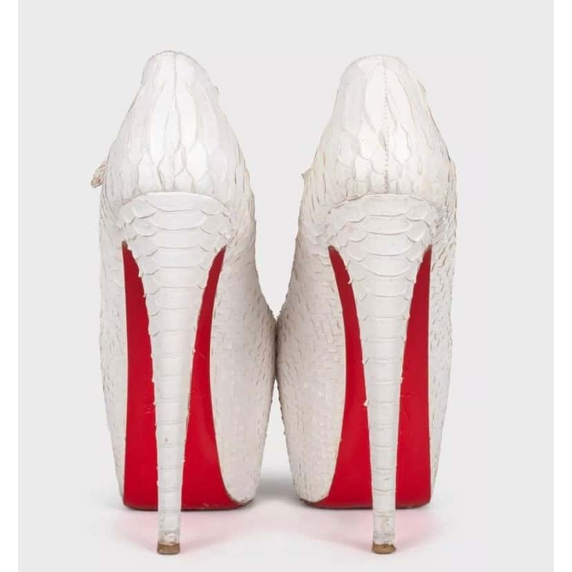 Christian Louboutin Christian Louboutin White Snakeskin print lambskin Peep Toe Pumps Sz.37.5 pre-owned White Leather Good condition - Model View