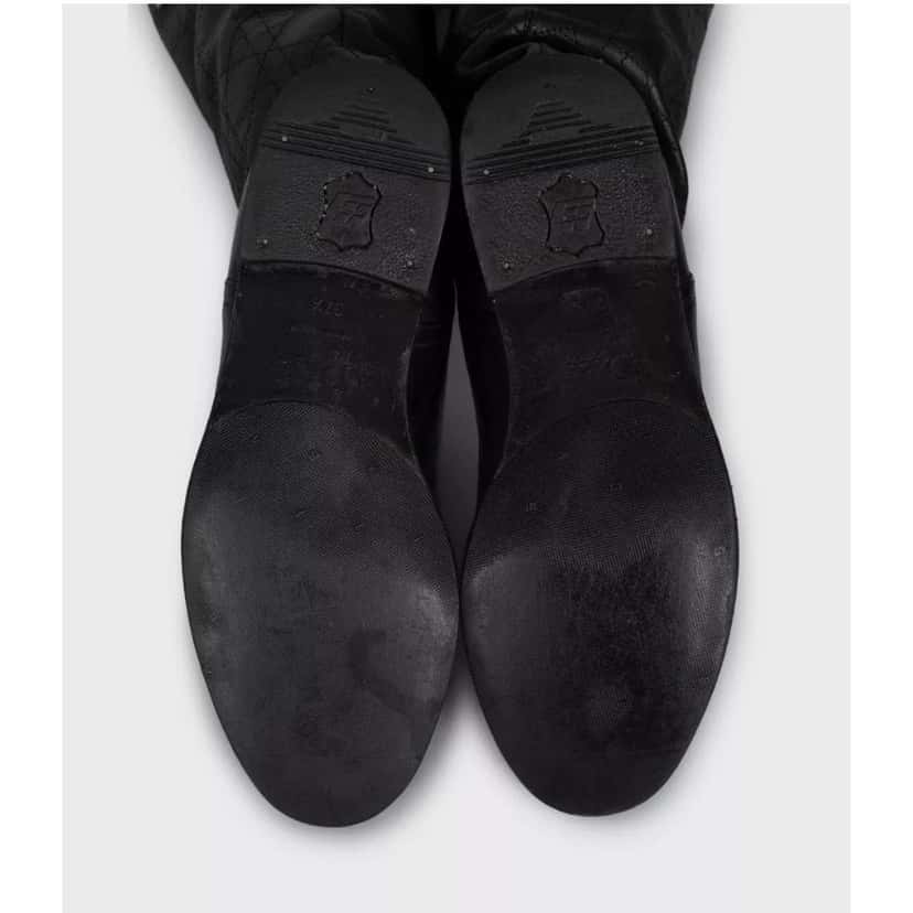 Christian Dior Chic Christian Dior Quilted Flat Boots - Black Leather EU 37.5 pre-owned Black Leather Good condition - Box View