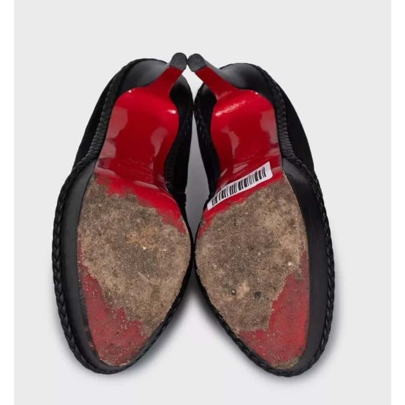 Christian Louboutin Christian Louboutin Black Suede Ankle Booties 37.5 EU Pre-owned Black Suede Good condition - Box View