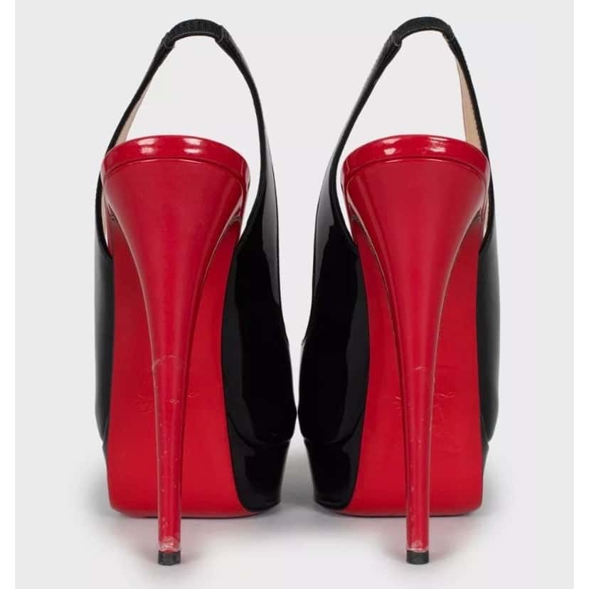 Christian Louboutin Christian Louboutin Black Patent Leather Stiletto Pumps 39 pre-owned Black Leather Good condition - Model View