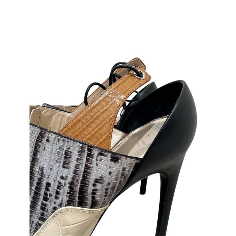 Christian Dior Dior Nomade FW16 Crocodile-Embossed Leather Heels 38 Pre-owned Beige Leather Good condition - Box View