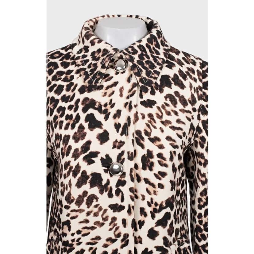 PRADA NWOT Prada Brown Animal Print Wool Coat - IT42 / M Pre-owned Brown Wool Never worn - Model View