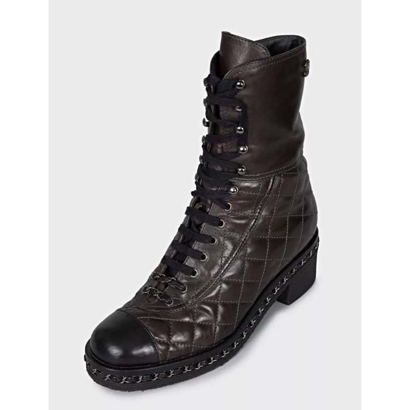 Chanel Chanel Brown Quilted Leather Lace-Up Boots - Size 8/38 Pre-owned Brown Leather Good condition - Inside View