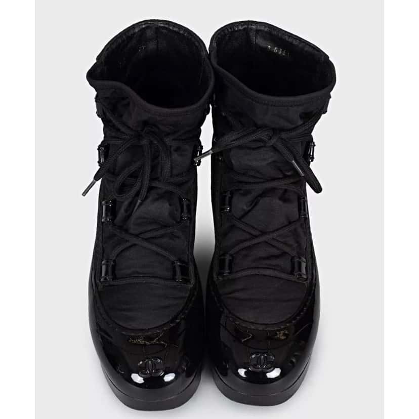 Chanel Chanel Black Lace-Up Boots - Size 37 Pre-owned Black Lace Good condition - Back View