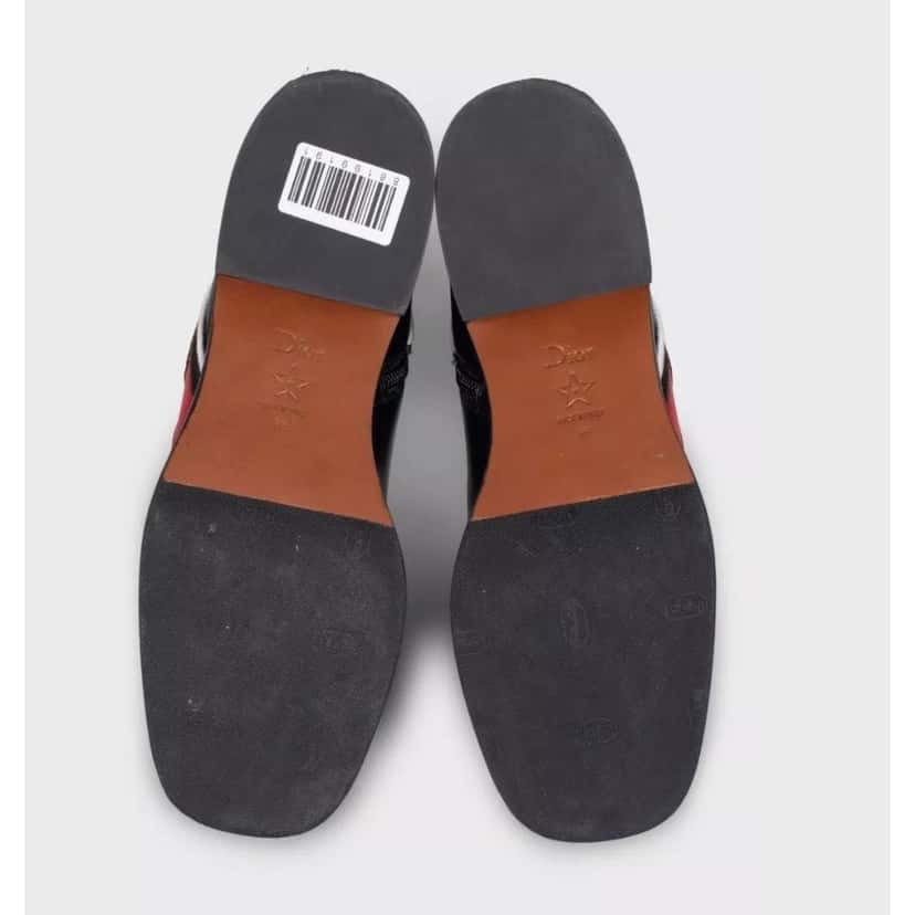 Christian Dior Christian Dior Black Leather Embroidered Logo Ankle Boots Sz 38 pre-owned Black Leather Good condition - Box View