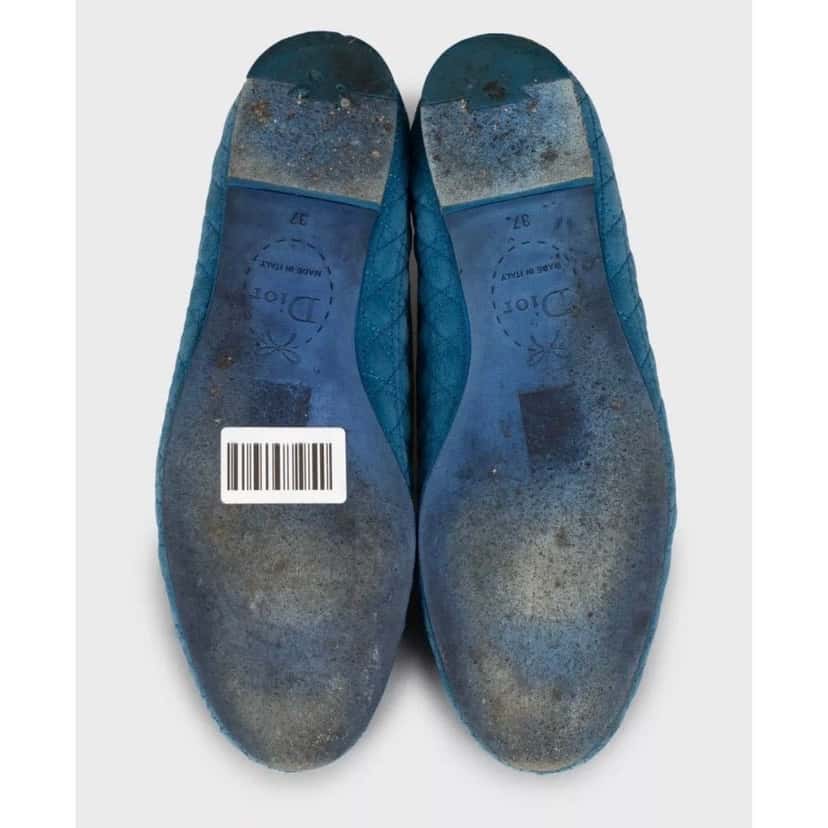 Christian Dior Christian Dior Blue Suede Ballet Flats - EU 37 pre-owned Blue Suede Good condition - Model View