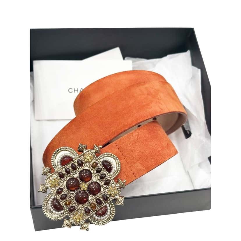 Chanel NWOB Chanel Suede Belt Cruise 2011 - Size 85 pre-owned Black Suede Never worn - Front View