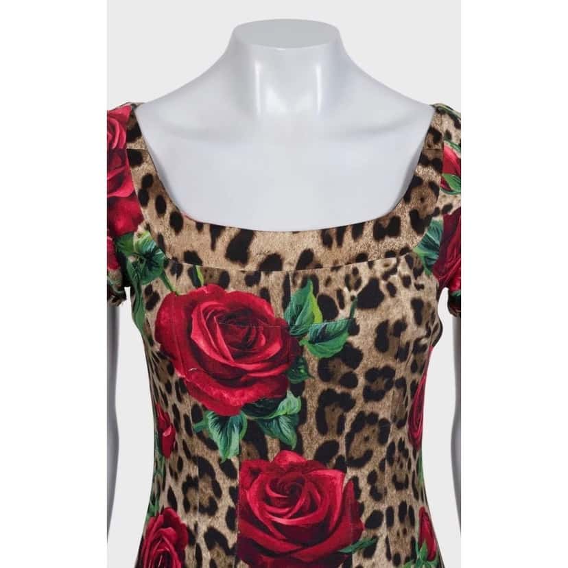 Dolce & Gabbana Dolce & Gabbana Floral Print Fitted Dress - Size IT44/L Pre-owned Other Good condition - Model View