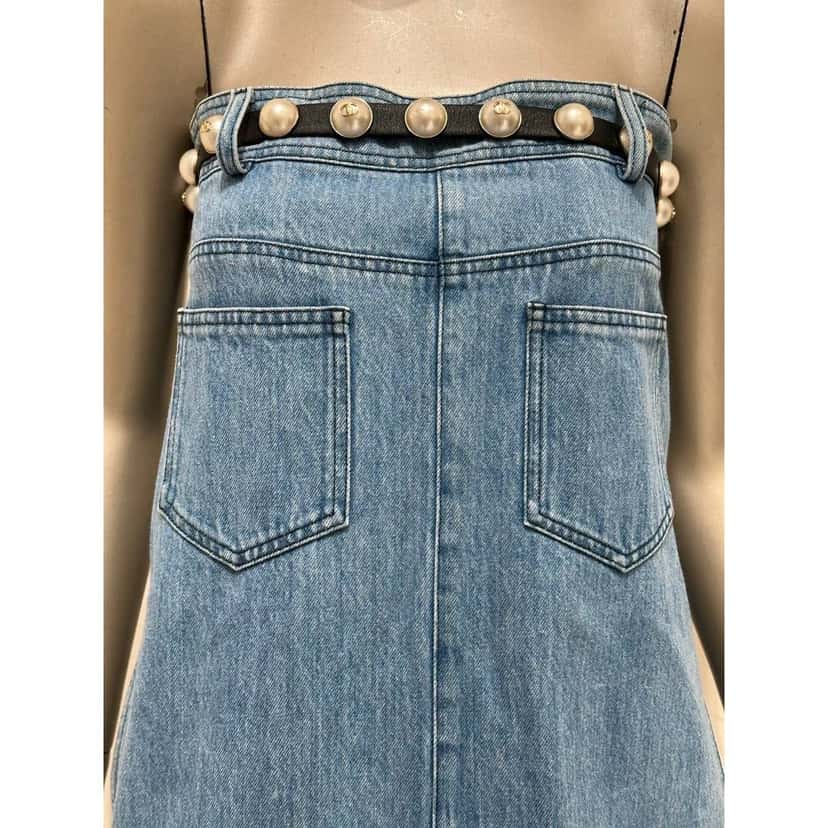 Chanel Chanel 2013 Strapless Denim Pearl Belt Dress with Sz. 38 pre-owned Blue Denim Good condition - Model View
