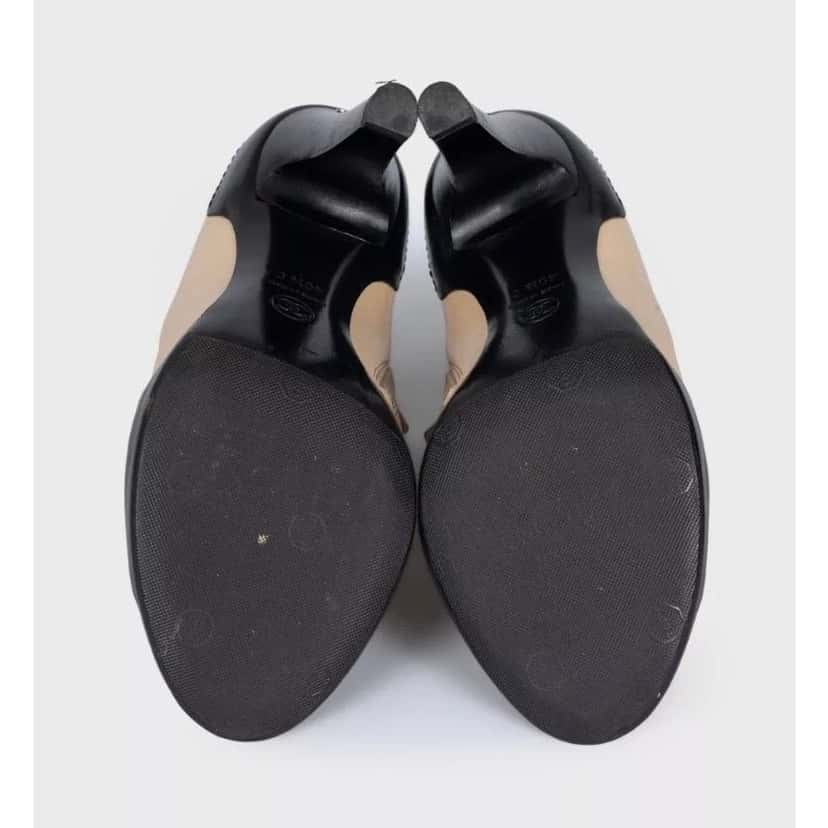 Chanel Chanel Beige Leather Open-Toe Ankle Booties - Size 40.5 pre-owned Beige Leather Good condition - Box View