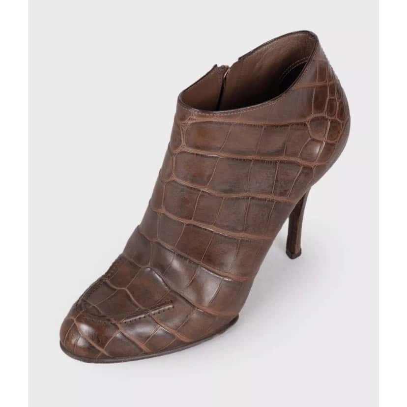 Louis Vuitton Louis Vuitton Brown Embossed Leather Ankle Boots Sz 40 Pre-owned Brown Leather Good condition - Inside View